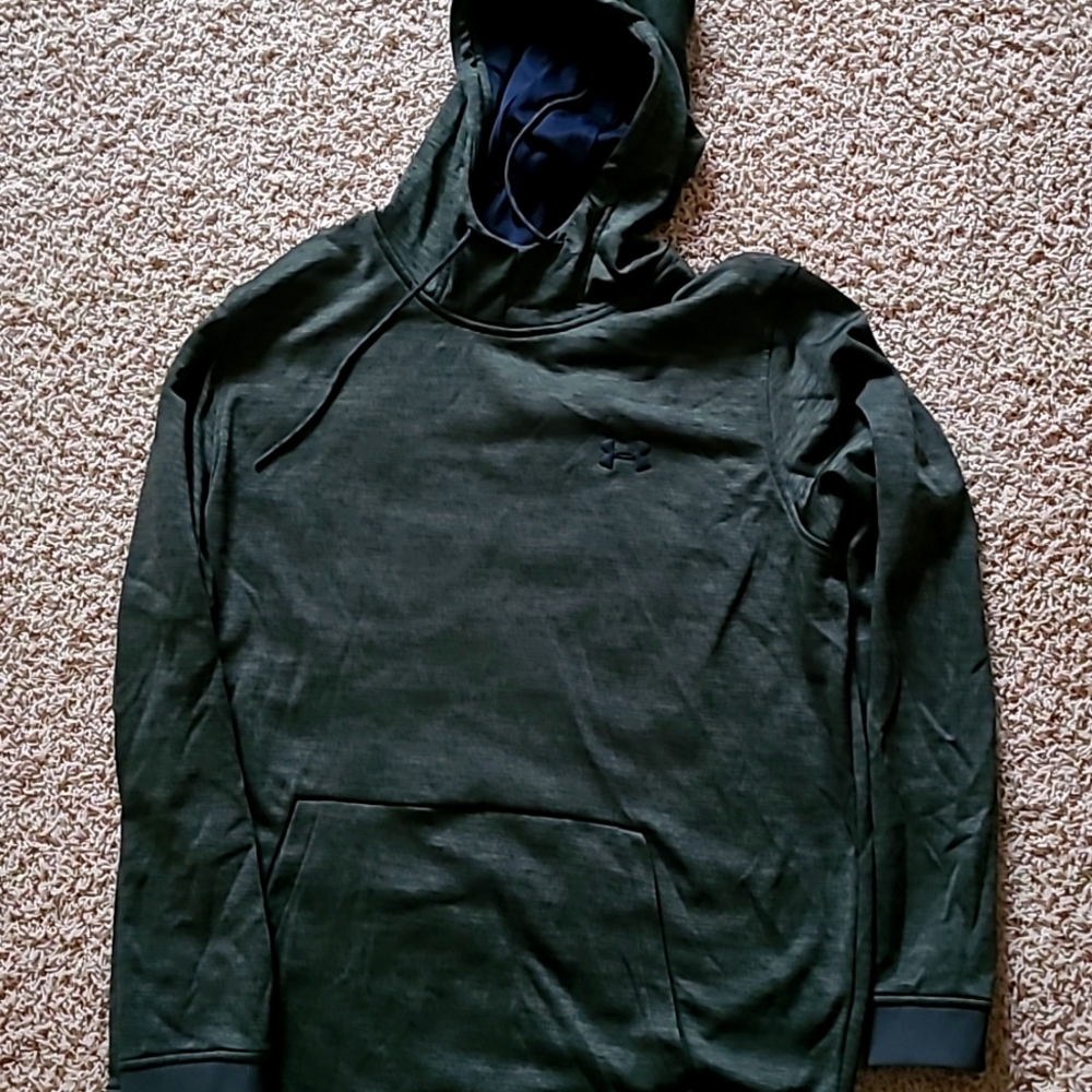 Under Armour army green sweatshirt